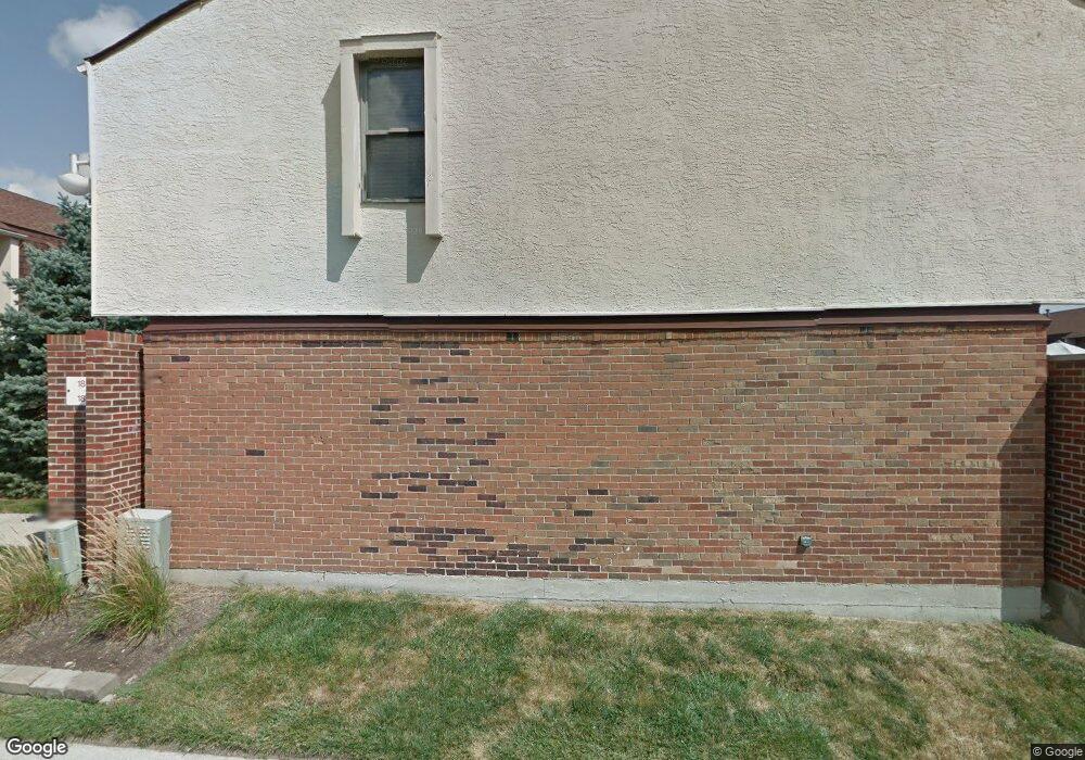 1844 Willoway Cir S, Columbus, OH 43220 - photo 1