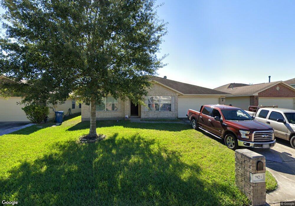7923 Westington Ln, Houston, TX 77040 - photo 1