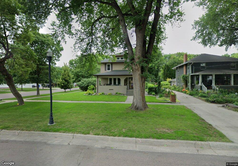 1447 3rd Ave S, Fargo, ND 58103 - photo 1