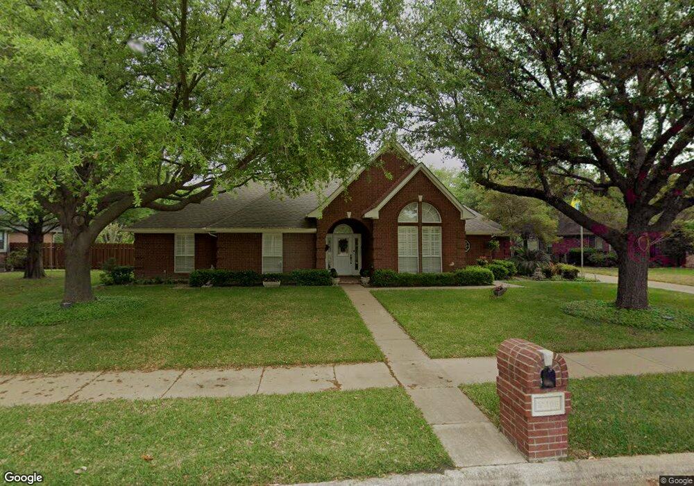 2406 Inverrary Dr, Ennis, TX 75119 - photo 1