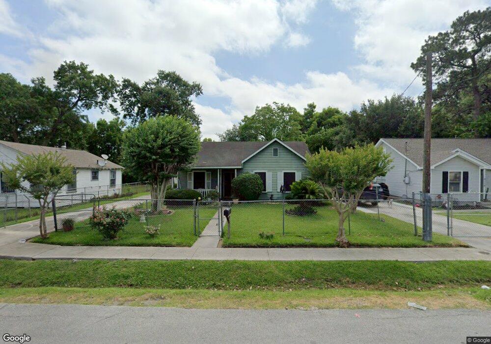 4204 Russell St, Houston, TX 77026 - photo 1