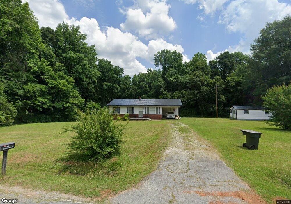 318 Gregory Rd, Gaffney, SC 29340 - photo 1