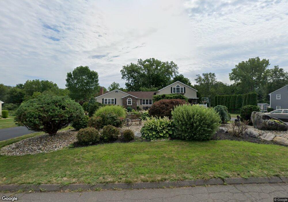 104 Morgan Cir, Wethersfield, CT 06109 - photo 1