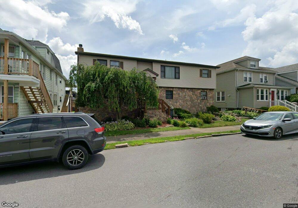 410 Carleton Ave, Hazleton, PA 18201 - photo 1