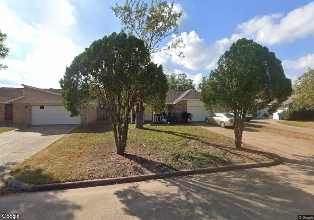 7911 Yellow Pine Dr, Houston, TX 77040 - photo 1