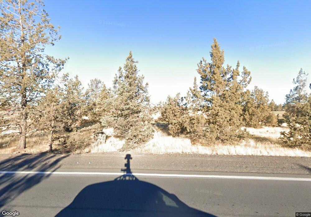 955 NE Maple Ave, Redmond, OR 97756 - photo 1