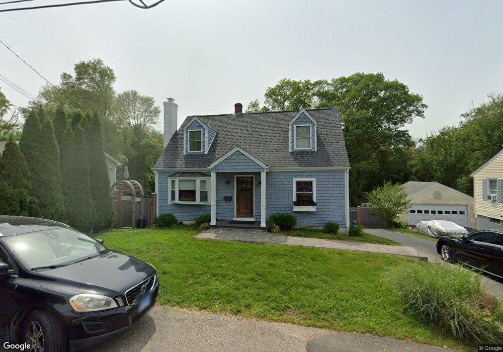 17 Lathrop Ave, Pawcatuck, CT 06379 - photo 1