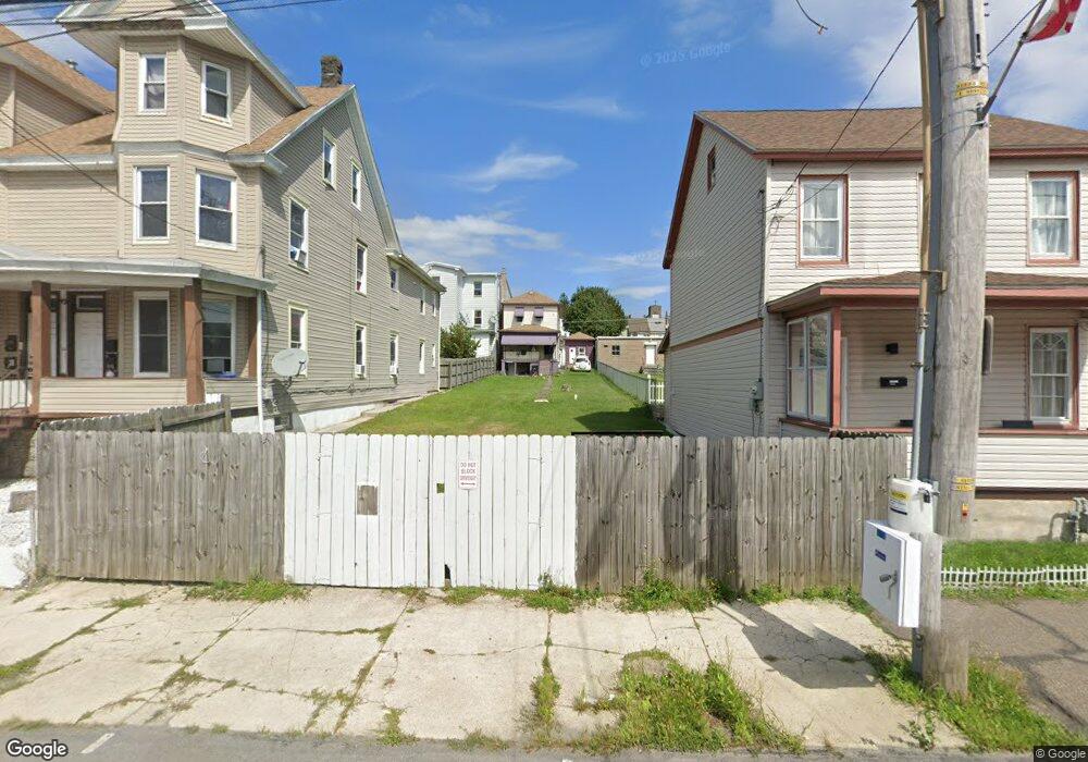 633 Alter St unit 635, Hazleton, PA 18201 - photo 1