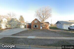 305 2nd Ave SE, Bowman, ND 58623