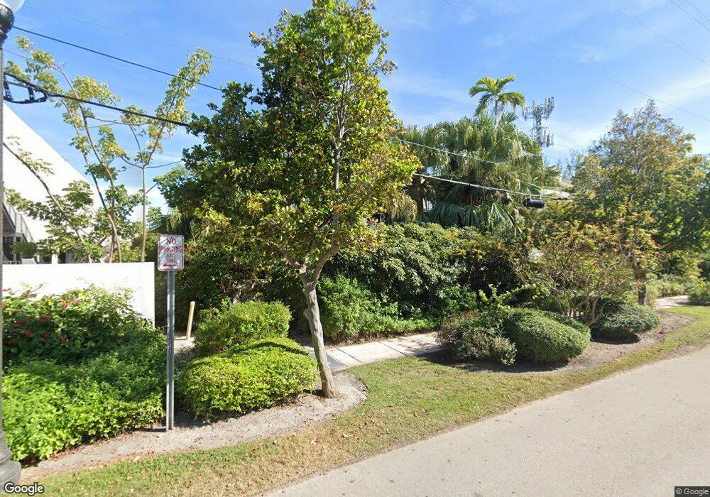 660 Crandon Blvd, Key Biscayne, FL 33149 - photo 1