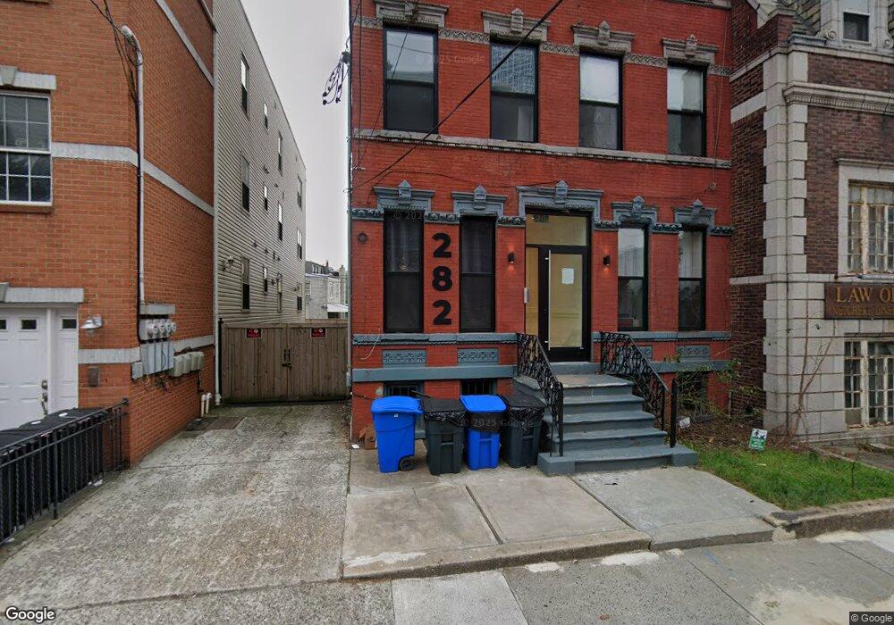 282 Baldwin Ave unit 1R, Jersey City, NJ 07306 - photo 1