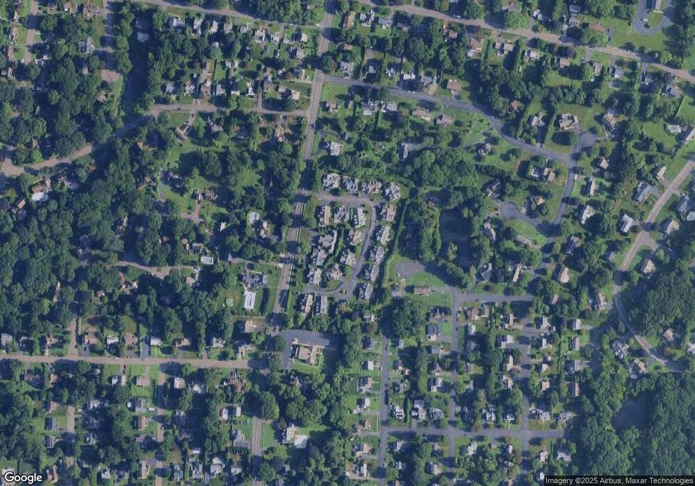 10 Winding Way, Trumbull, CT 06611 - photo 1