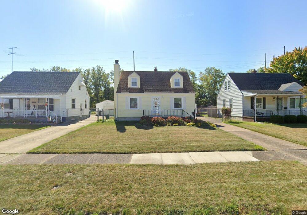 2230 E 35th St, Lorain, OH 44055 - photo 1