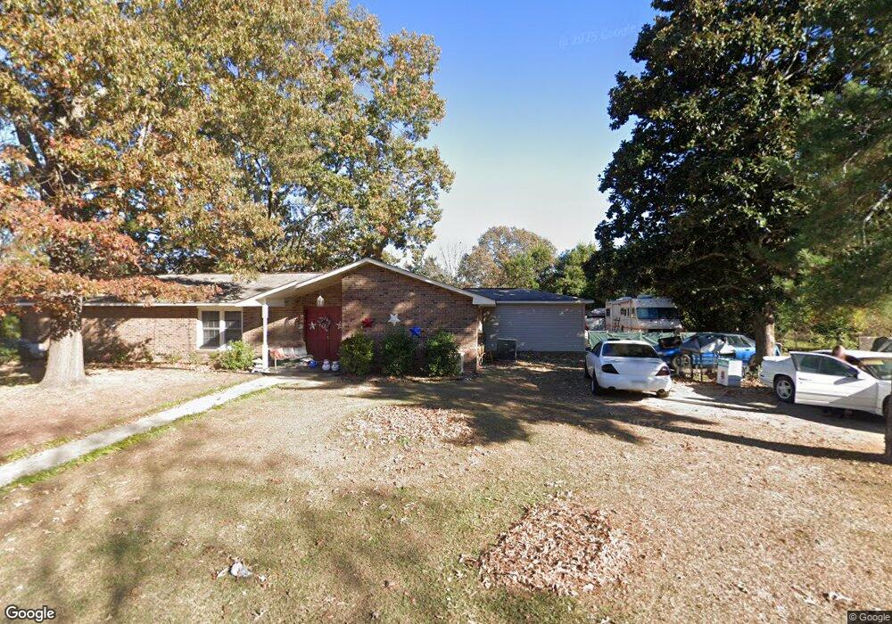 302 Avalon Dr, Warner Robins, GA 31093 - photo 1