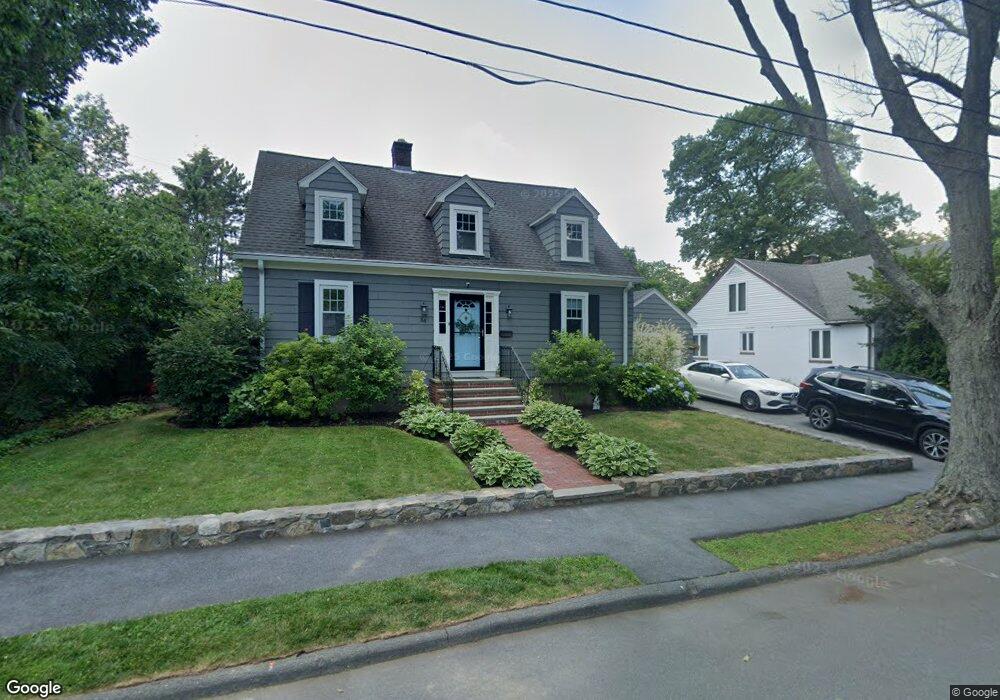 34 Pine Hill Rd, Swampscott, MA 01907 - photo 1