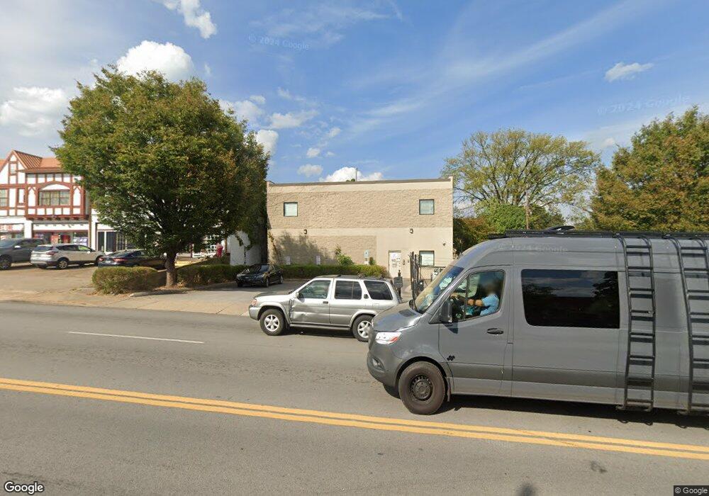 2113 McCallie Ave, Chattanooga, TN 37404 - photo 1