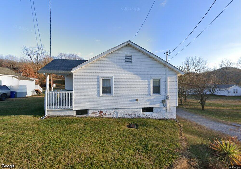 106 Second St, Elizabethton, TN 37694 - photo 1