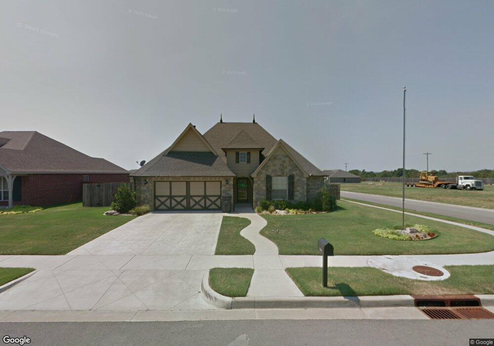 13602 S Owasso Place, Glenpool, OK 74033 - photo 1