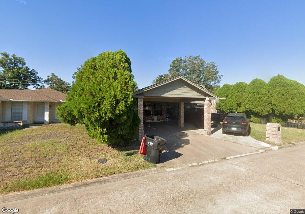 1210 Pilot Point Dr, Houston, TX 77038 - photo 1