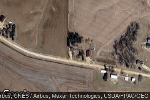 3628 210th St, Goose Lake, IA 52750