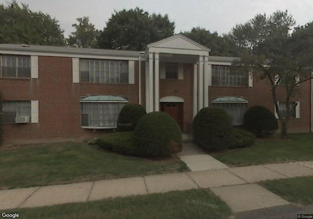 28 Old Pepperidge Ln, Wethersfield, CT 06109 - photo 1