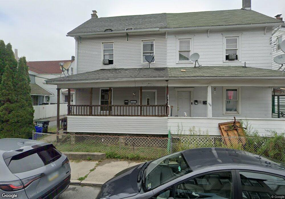 125 E Green St, Hazleton, PA 18201 - photo 1