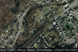26 Island St, Lonaconing, MD 21539