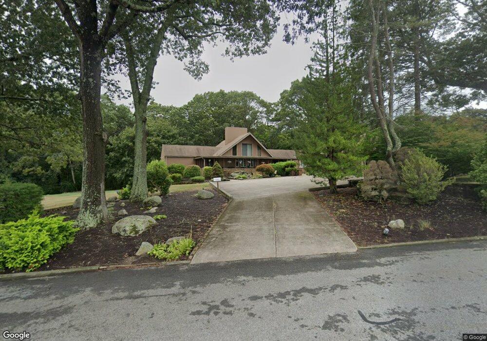 11 Quinlan St, West Warwick, RI 02893 - photo 1