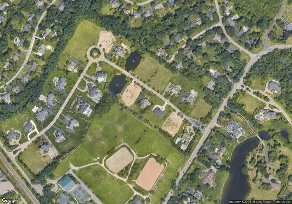 586 Chase Ln unit 24, Bloomfield Hills, MI 48304 - photo 1