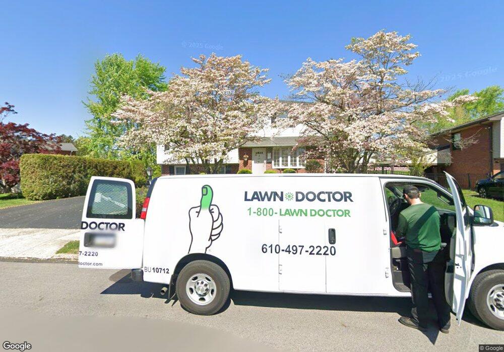 1414 Sandwood Rd, Conshohocken, PA 19428 - photo 1