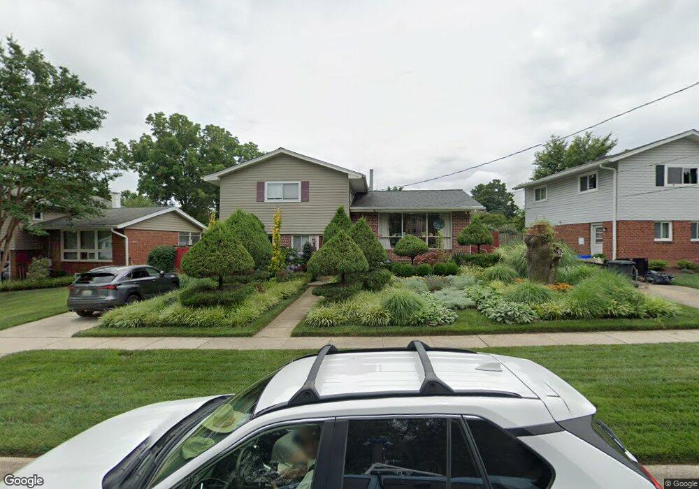 5314 Bangor Dr, Kensington, MD 20895 - photo 1