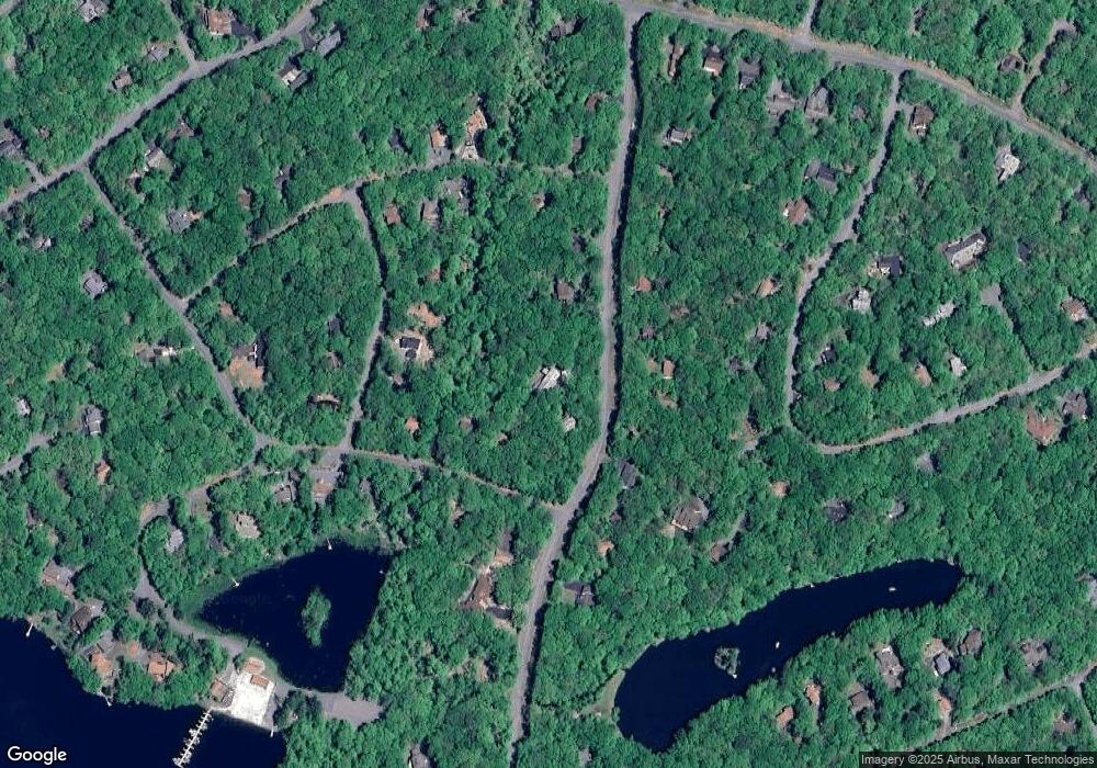 110 Broadmoor Dr, Hawley, PA 18428 - photo 1