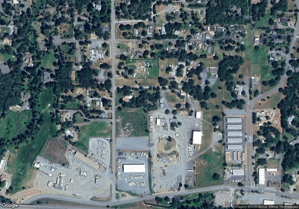 275 W Jones Creek Rd, Grants Pass, OR 97526 - photo 1