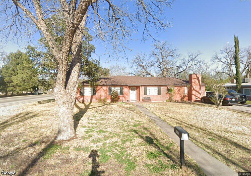 1312 Alpha St, Carlsbad, NM 88220 - photo 1