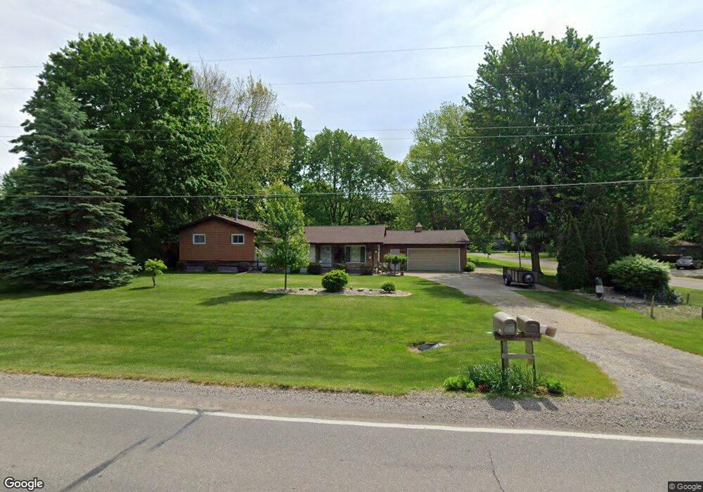 11298 N Jennings Rd, Clio, MI 48420 - photo 1