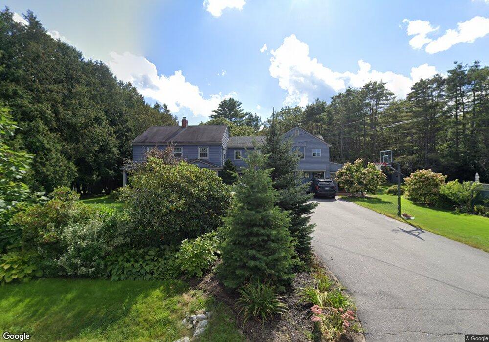 573 Bayview St, Yarmouth, ME 04096 - photo 1