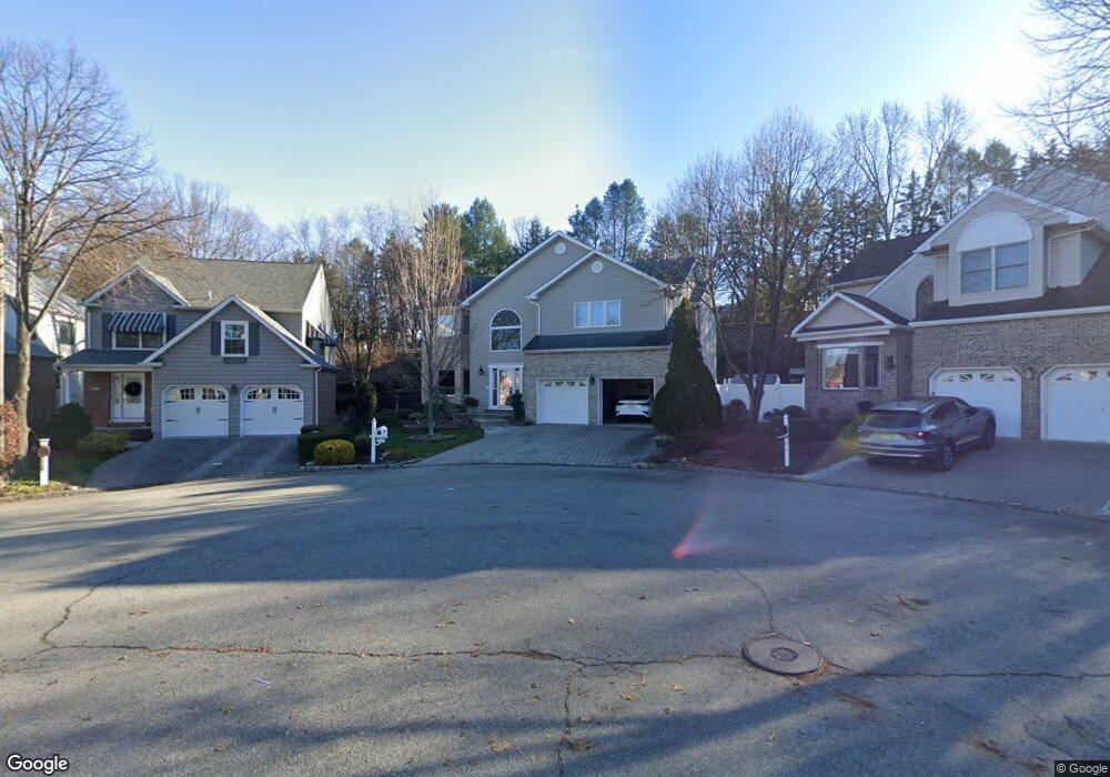 700 Seagull Dr, Paramus, NJ 07652 - photo 1