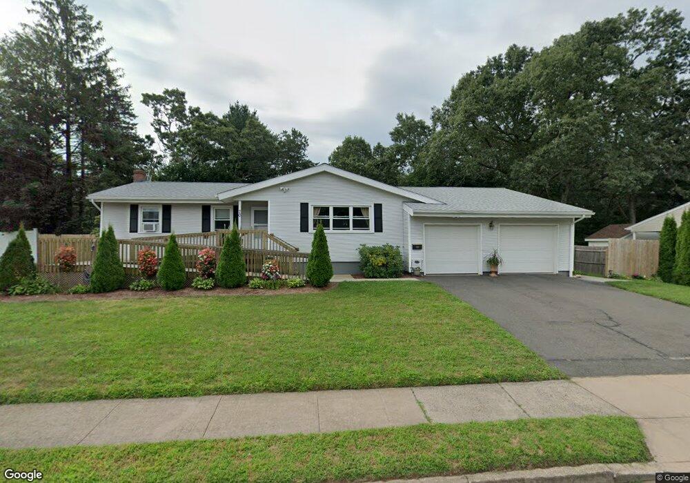 70 Tracy Dr, Manchester, CT 06042 - photo 1