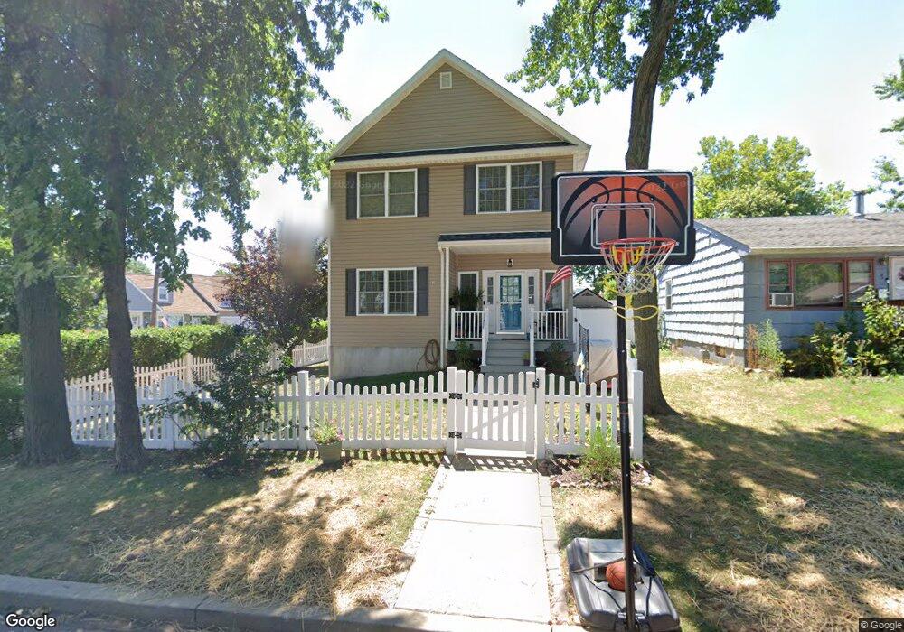 31 Lillian St, Fords, NJ 08863 - photo 1