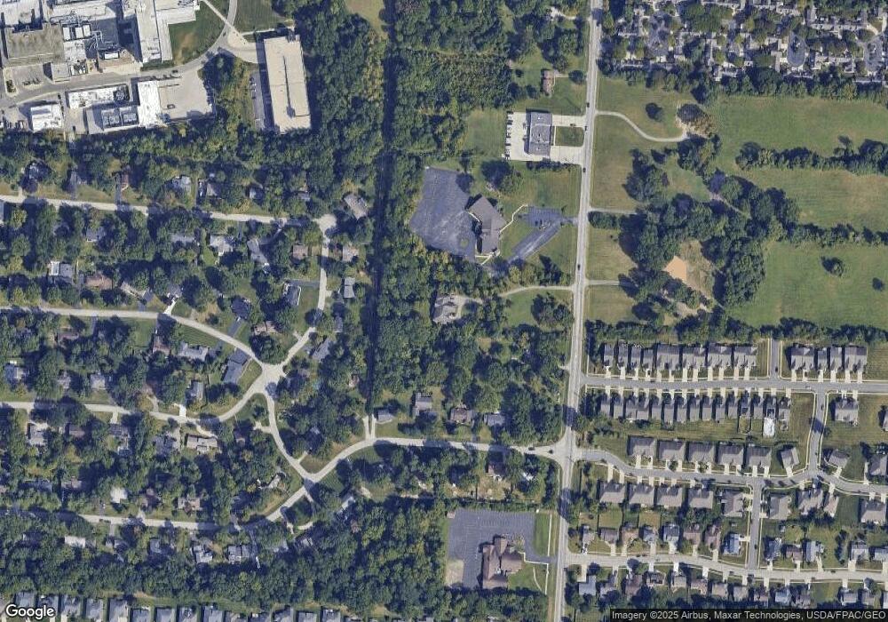 289 McNaughten Rd, Columbus, OH 43213 - photo 1