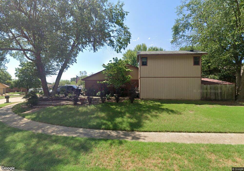 1119 W Austin St, Broken Arrow, OK 74011 - photo 1