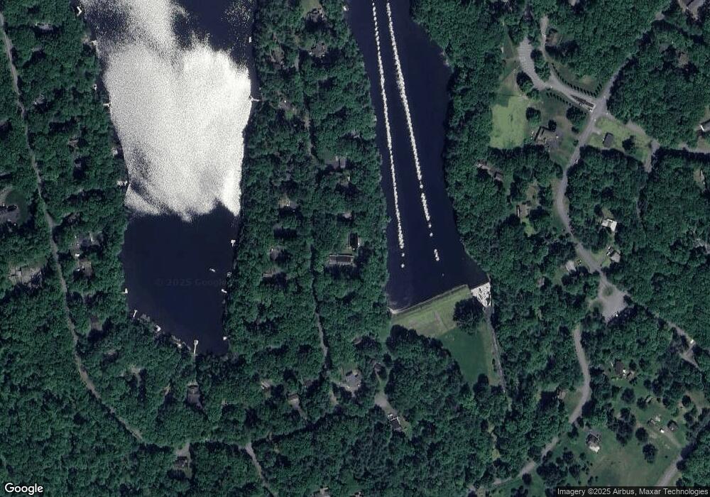 119 Hemlock Point Ct, Hawley, PA 18428 - photo 1