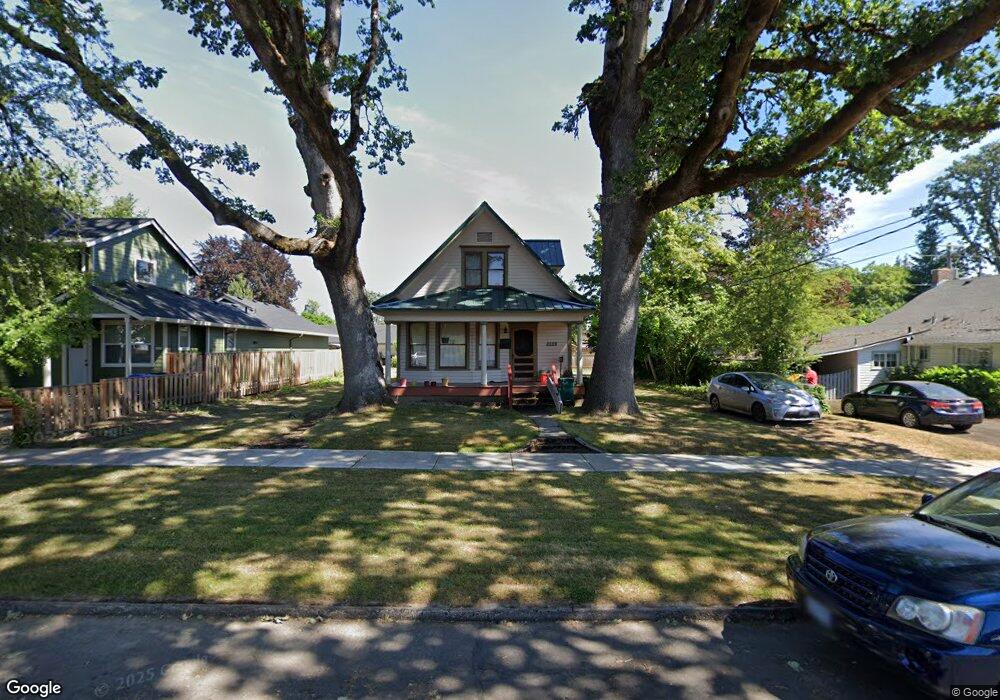 2129 16th Ave, Forest Grove, OR 97116 - photo 1