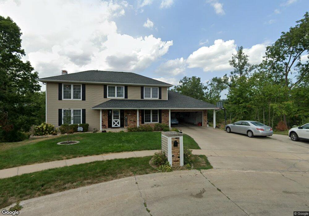 135 Red Fox Rd SE, Cedar Rapids, IA 52403 - photo 1