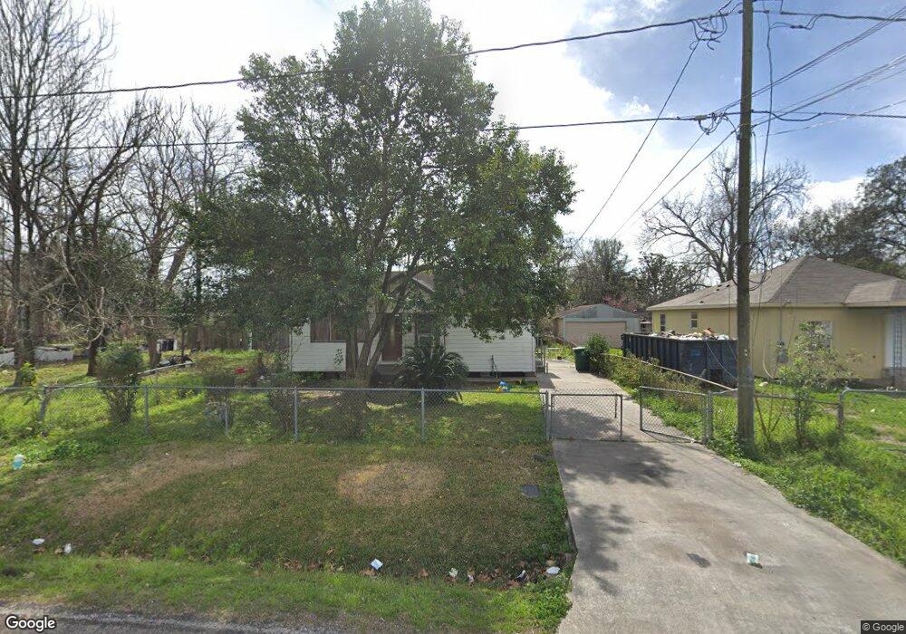 3918 Caplin St, Houston, TX 77026 - photo 1