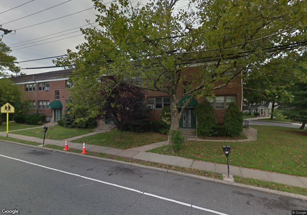 625 Tulip Ave unit A2, Stewart Manor, NY 11530 - photo 1