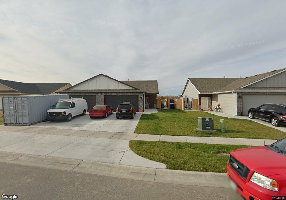 469 S Longbranch Dr, Maize, KS 67101 - photo 1