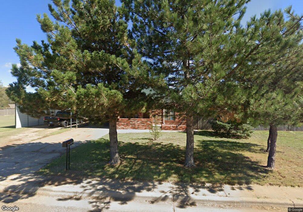 702 Elm Ave, Dumas, TX 79029 - photo 1