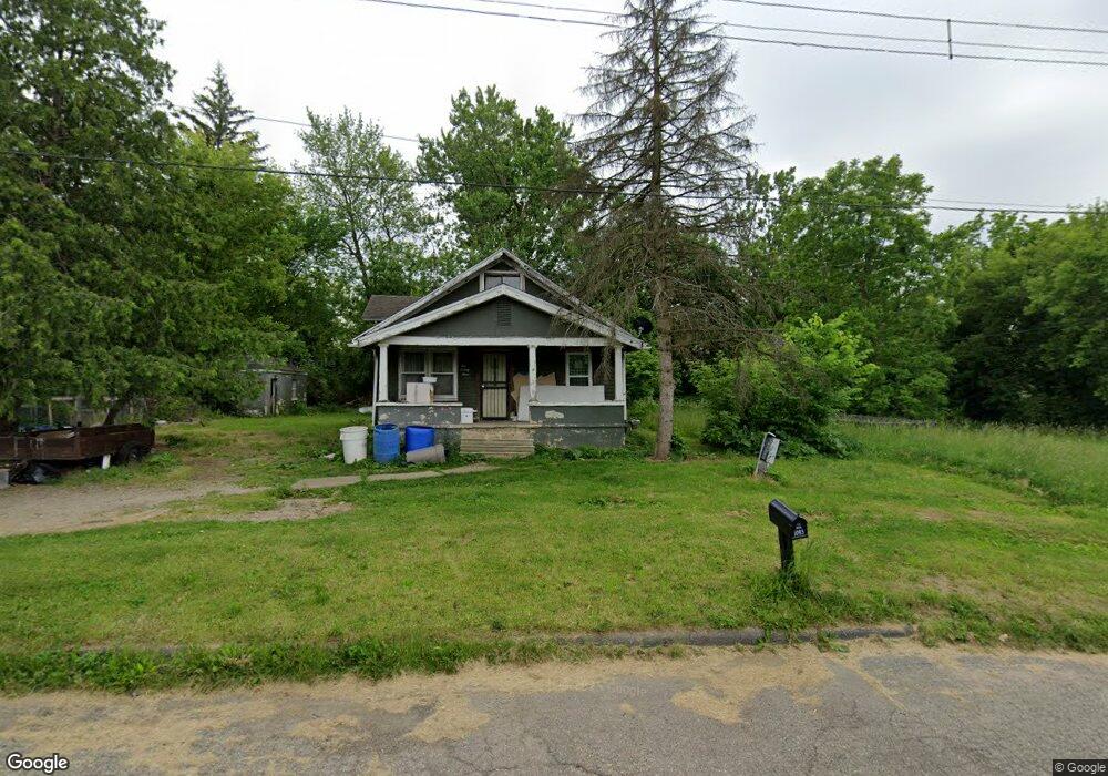 1083 Knickerbocker Ave, Flint, MI 48505 - photo 1