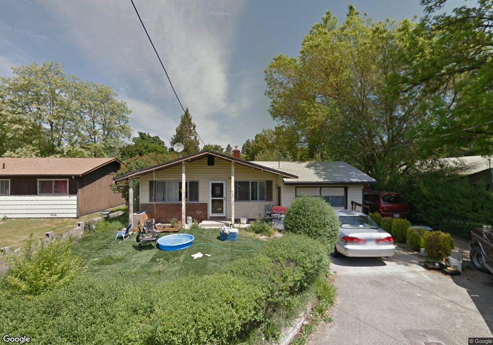 930 SW Mary Ave, Grants Pass, OR 97526 - photo 1